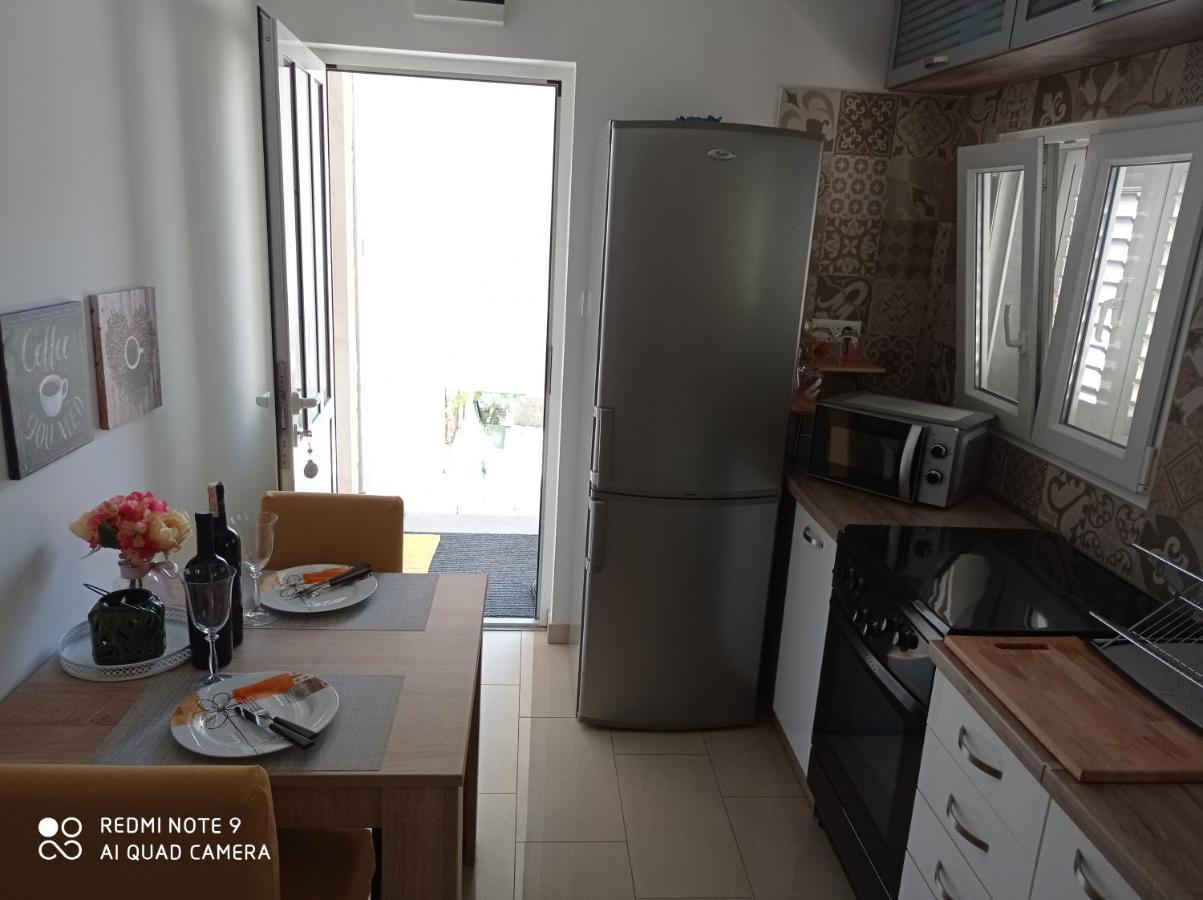Simb Apartment สปลิท ภายนอก รูปภาพ